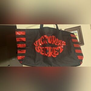 NWT Victoria’s Secret tote.